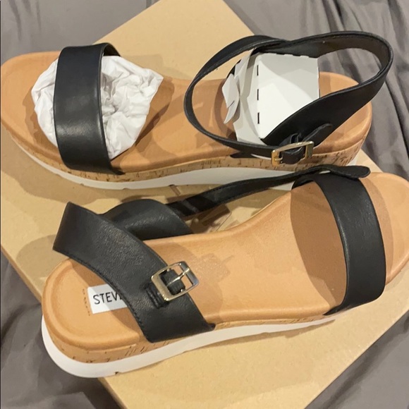 Steve Madden  sandals - Picture 1 of 3